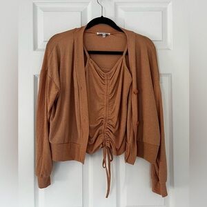 Peachy/orange tank and matching cardigan